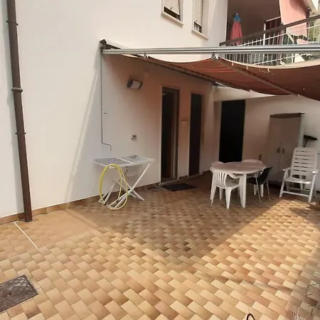 Apartment A Con Giardino *